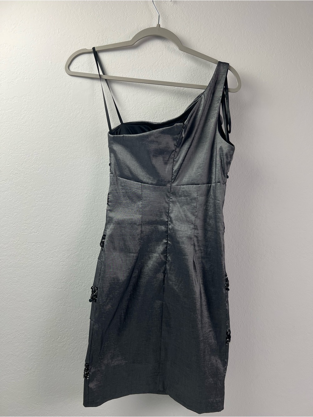 Betsy & Adam One Shoulder Bow Gray with Black Sequins Cocktail Formal Dress - Picture 2 of 16